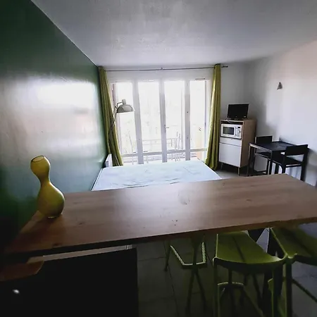 Διαμέρισμα Studio Avec Place De Parking Prive Secteur Base Nature
