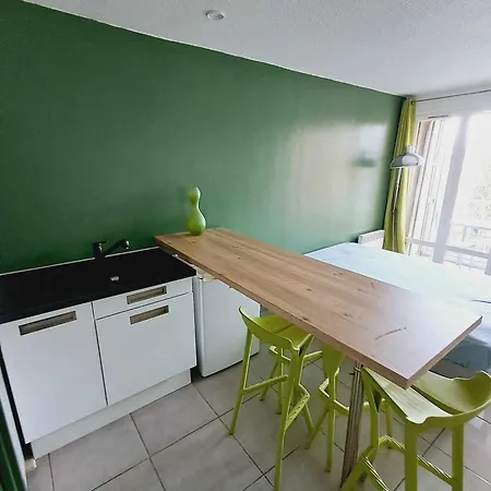 Studio Avec Place De Parking Prive Secteur Base Nature *